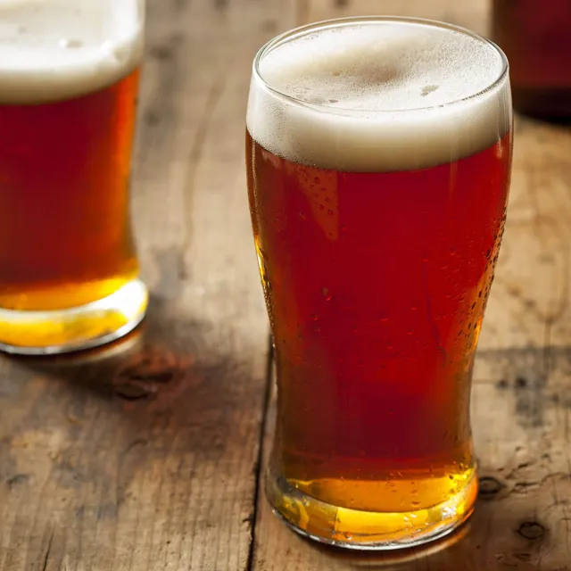 Amber ale in pint glass
